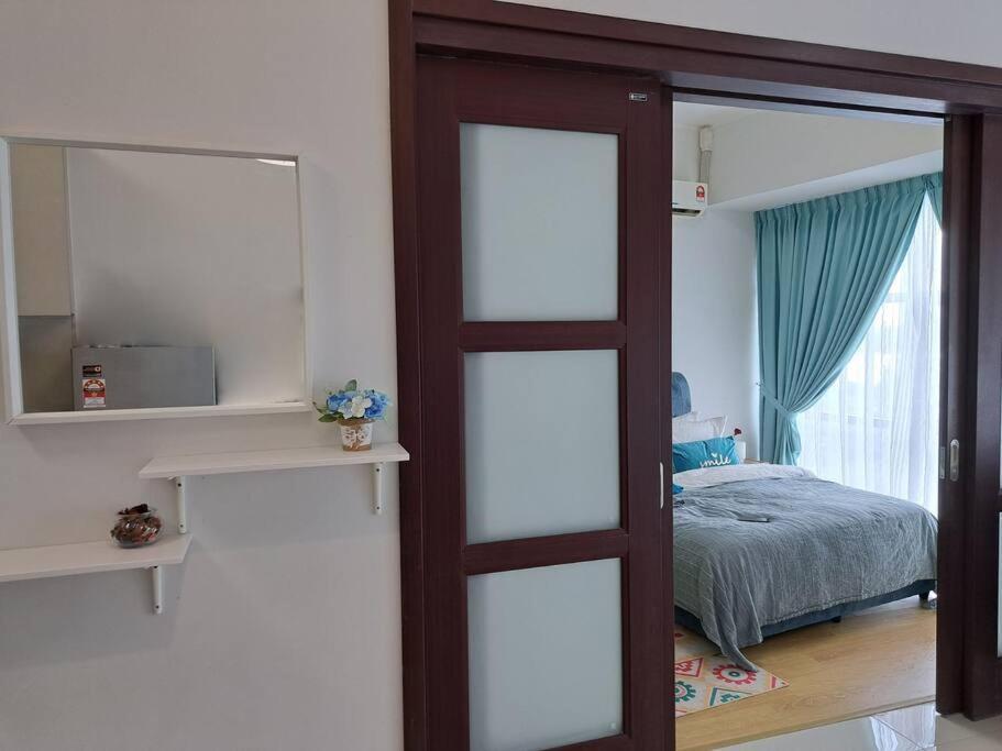 Cozy Home Country Garden At Dangabay Of Jb, Free Wifi And Streaming 조호르 바루 외부 사진