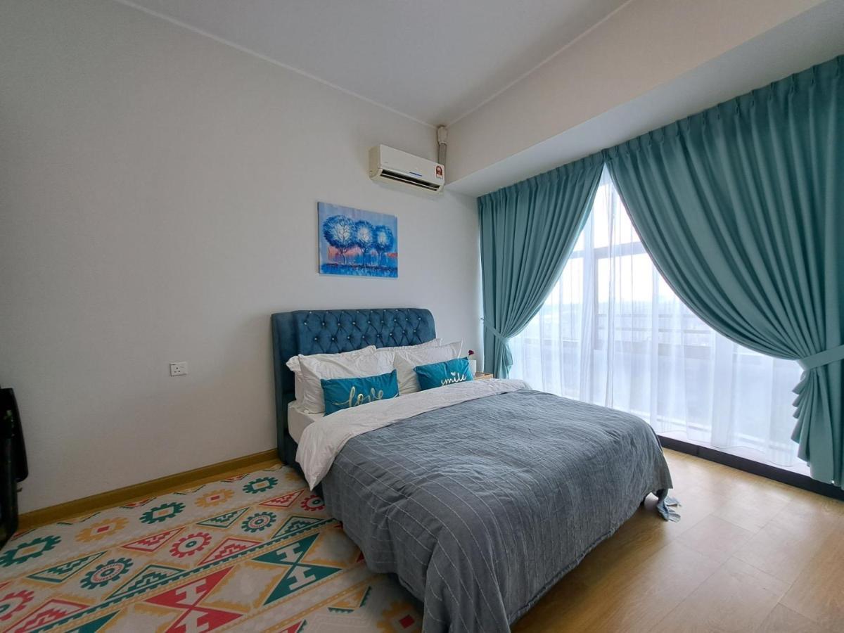 Cozy Home Country Garden At Dangabay Of Jb, Free Wifi And Streaming 조호르 바루 외부 사진