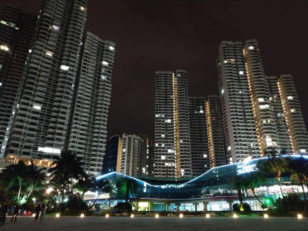 Cozy Home Country Garden At Dangabay Of Jb, Free Wifi And Streaming 조호르 바루 외부 사진